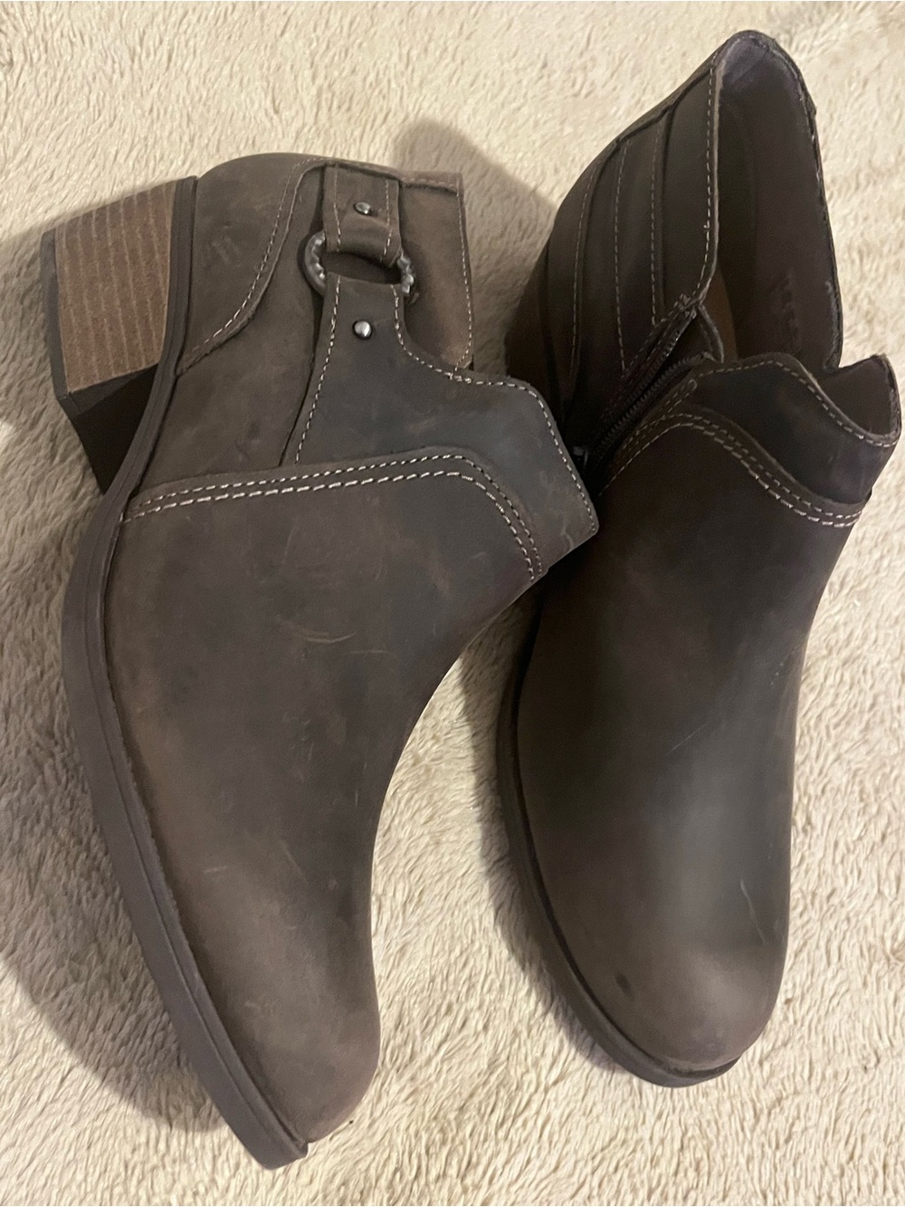 Clarks® Charlten Grace Women's Leather
Dress Boots